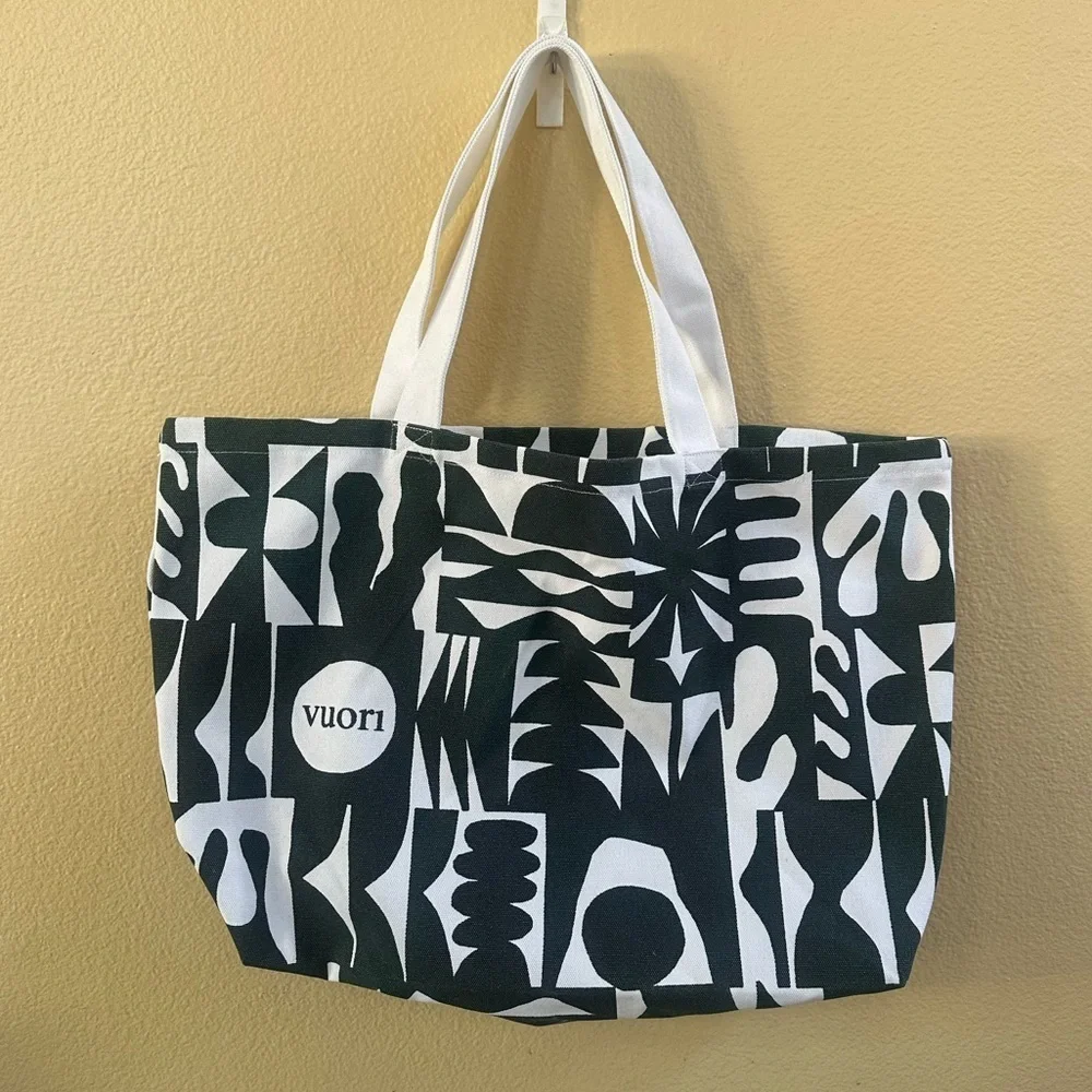 Vuori Limited Edition Abstract Green/White Heavy Duty Large Canvas Tote Bag NWOT